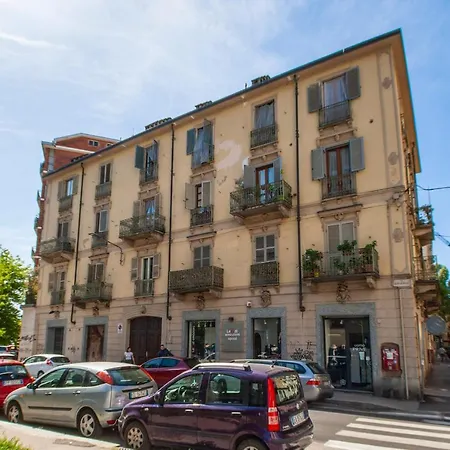 Dora's Park Modern *